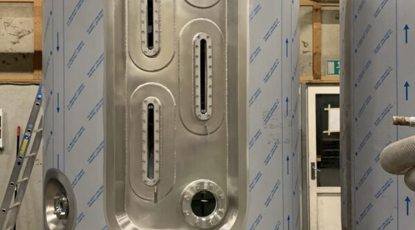 JHStaal, 2918-1, Rectangular sight glass in stainless steel vessel